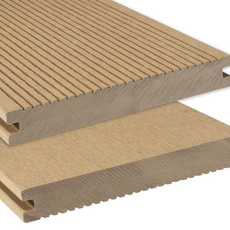 Produktbild: Terrassendiele BPC massiv Sand einseitig geriffelt, einseitig glatt, längsseitige Nut, Miru - 20 x 140 mm